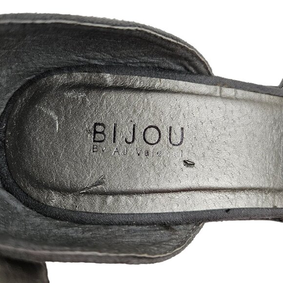 Bijou By AJ Valenci Gray Studded Peep-Toe Wedge Sandals Size 8.5W Fabric Upper - Picture 8 of 9
